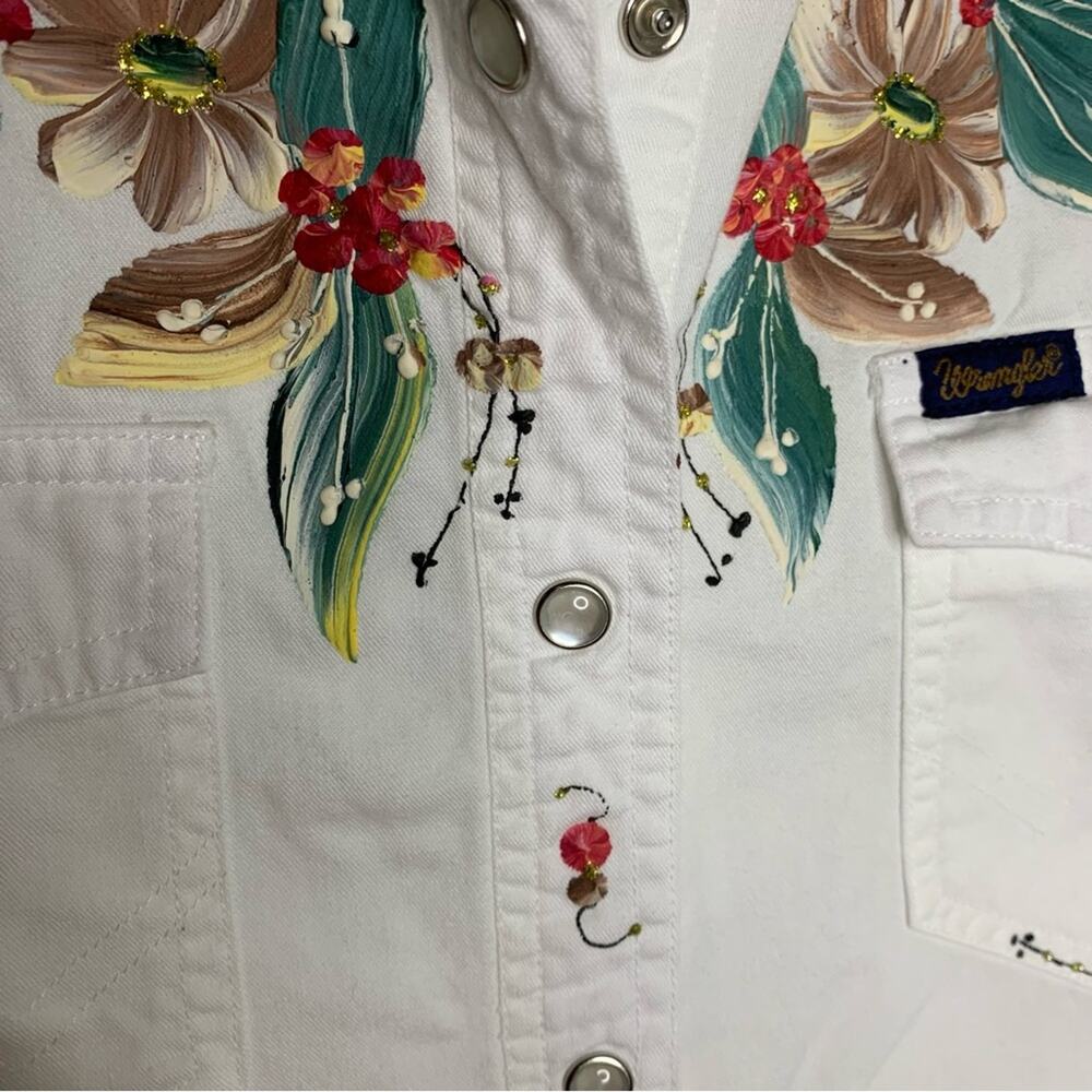 Vintage Wrangler 100% cotton white long sleeve shirt painted flowers sz L - Picture 4 of 6